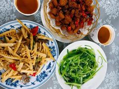 -天天向上素食餐厅(五台山店)