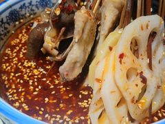 -大众跷脚牛肉馆·非遗传承单位(峨眉山店)