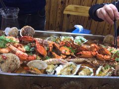 -老东镇啤酒屋海鲜加工·蒸汽海鲜·海鲜烧烤(台东店)