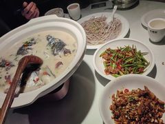 -老傅家湘潭水煮活鱼店(众一国际店)