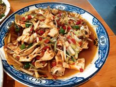 火爆黄喉-钟师葱葱鲫鱼·江湖菜(梁家巷店)