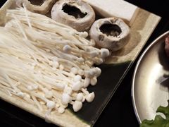 菌菇拼盘-친구亲顾韩国烤肉专门店(蓉花里店)