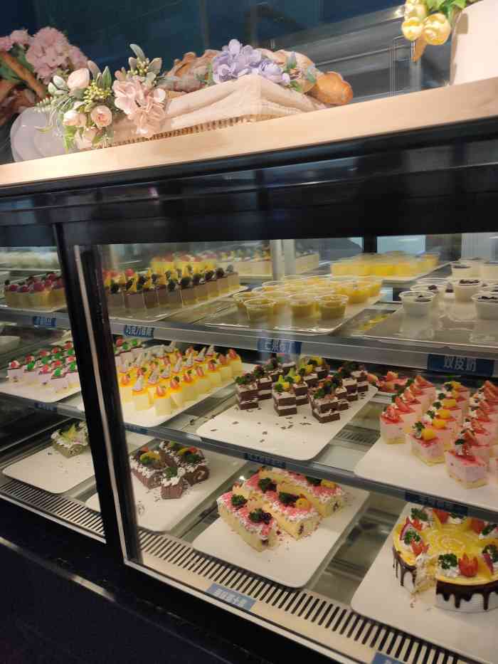 北纬22℃自助餐厅(悦汇城店)-"人均不过百性价比超高的海鲜自助餐