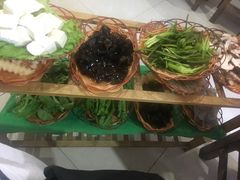 -阿婆情腊排骨火锅(金虹路店)