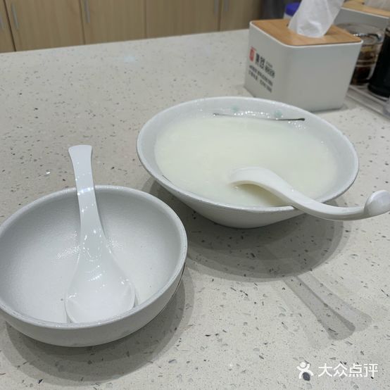 稻西关肠粉世家(彩虹路店)