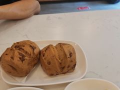 -李与白包子铺(桐梓林店)