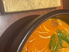 -银米·云南传统过桥米线(双廊黑金冠店)