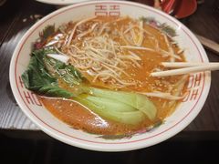 -拉面莊夢語＆中华料理八椿