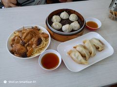-珊珊小笼馆(仙霞路店)