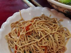 -金杨拉面王小吃面馆·牛三宝面·红烧牛肉粉