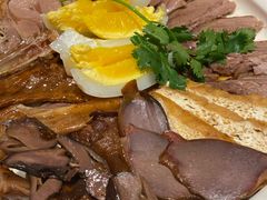 招牌卤狮头鹅七拼-潮界(虹桥新天地店)