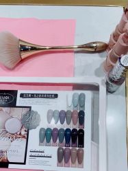 -花系美·美甲美睫精品店