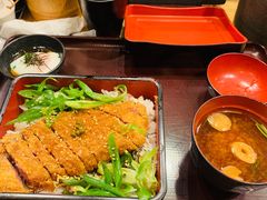 -牛カツ京都勝牛(河原町蛸薬師店)