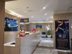 点击看大图 -CE·专业蛋白•羽毛接发·潮色烫染品牌店