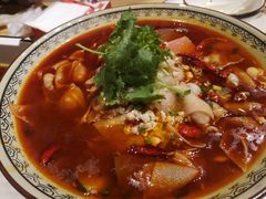 -聚汇三少·龙虾·中餐厅(莫邪路新天地店)