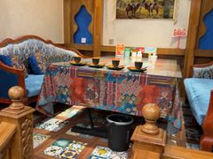 -乡村馕坑肉·烧烤·新疆菜·本地人更爱吃(阿勒泰首店)
