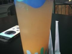 -星巴克(杭州湖滨银泰E区店)