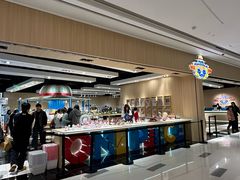 -中航城君尚购物中心