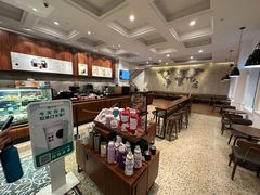 大堂-星巴克臻选(广州沙面店)