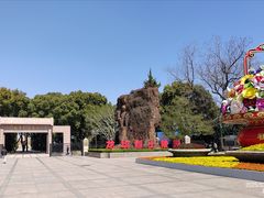 -上海市龙华烈士陵园