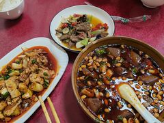 -大口巴肥肠血旺(长春西路店)