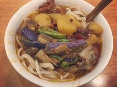 -华中科技大学东三学生食堂