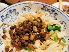 传统酱肉面-三晋老田饸饹面(中大街店)