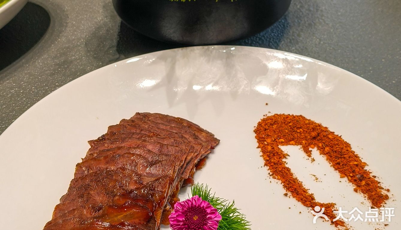 这鮰鱼吃了，终生难忘，鱼皮敲敲敲软糯😋