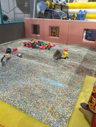 -反弹蹦床公园·亲子乐园·团建·派对(尚品奥莱店)