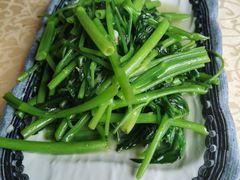 -维吾尔餐厅(宜山路店)