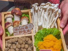 -廖掌柜·重庆鲜货火锅(上海首店)