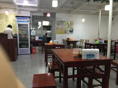 大堂-馄饨侯(广渠门店)