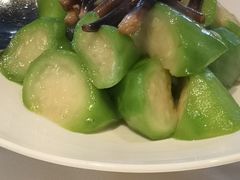 菌菇炒胜瓜-皇朝会.经典传统粤菜(外滩店)