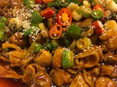 老巷子肥肠鸡-付掌柜在成都·热炒砂锅集(金禾店)