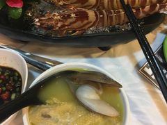 -鲜入围煮花胶鸡海鲜火锅