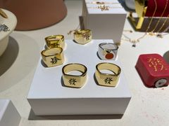 -LADY FAFA(巨鹿路陕西南路路口店)