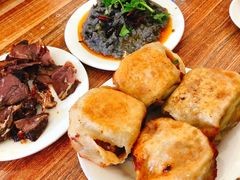 -宝瑞门钉肉饼店