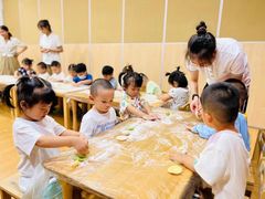 -红黄蓝成长中心•婴幼儿早教•托育(南山京基百纳广场店)