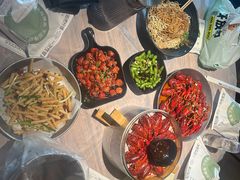 -巴厘龙虾·榜首油焖大虾(音乐学院·沿江酒馆店)