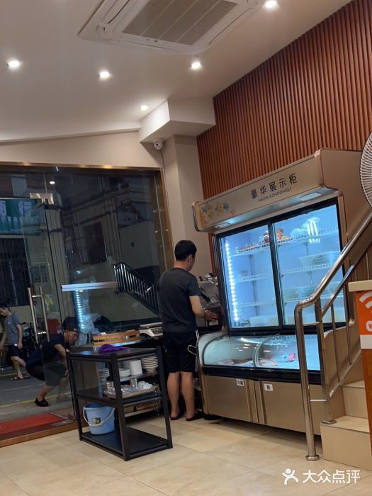 妈妈家铁锅炖(景诚园综合楼店)图片