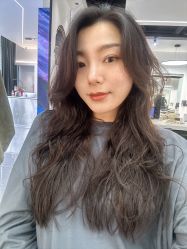 -Z.X HAIR SALON张新美业