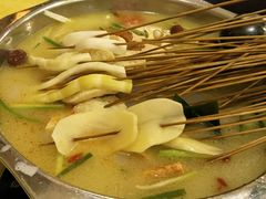 -佰人王串串香火锅(洋珠巷店)