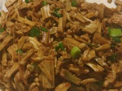 -亮欢寨酸汤鱼(沙冲路店)