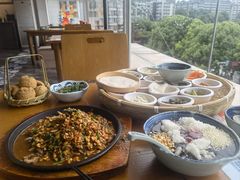 -包整·丝娃娃(一览甲秀楼风景店)