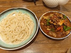 -清真·玛丽亚新疆菜主题餐厅(浙江中路店)