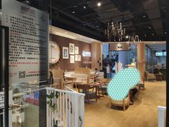 -藏猫猫咖啡主题馆(中央大道店)