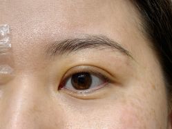 -一个差评成就的纹眉店