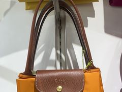 -Longchamp(佛罗伦萨小镇奥特莱斯店)