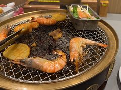 -山焱·炭火自助烤肉(周浦万达店)