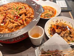 -胖哥俩肉蟹煲(湖滨银泰in77店)